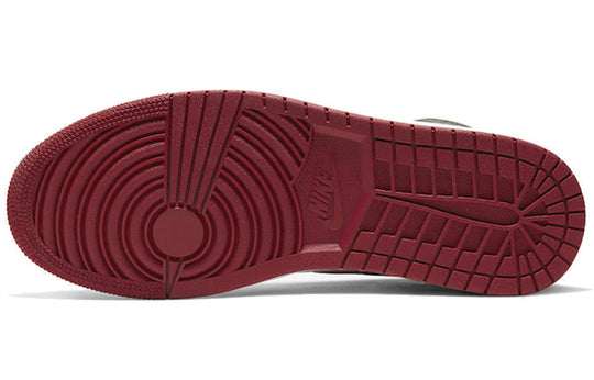 Jordan 1 Retro High OG 'Bloodline'